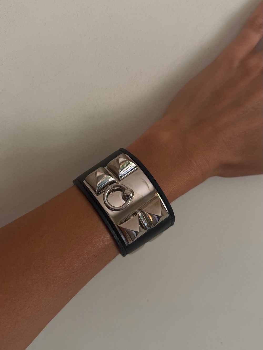 HERMES COLLIER DE CHIEN Black Leather Cuff Bracelet with Silver Pyramid Hardware
